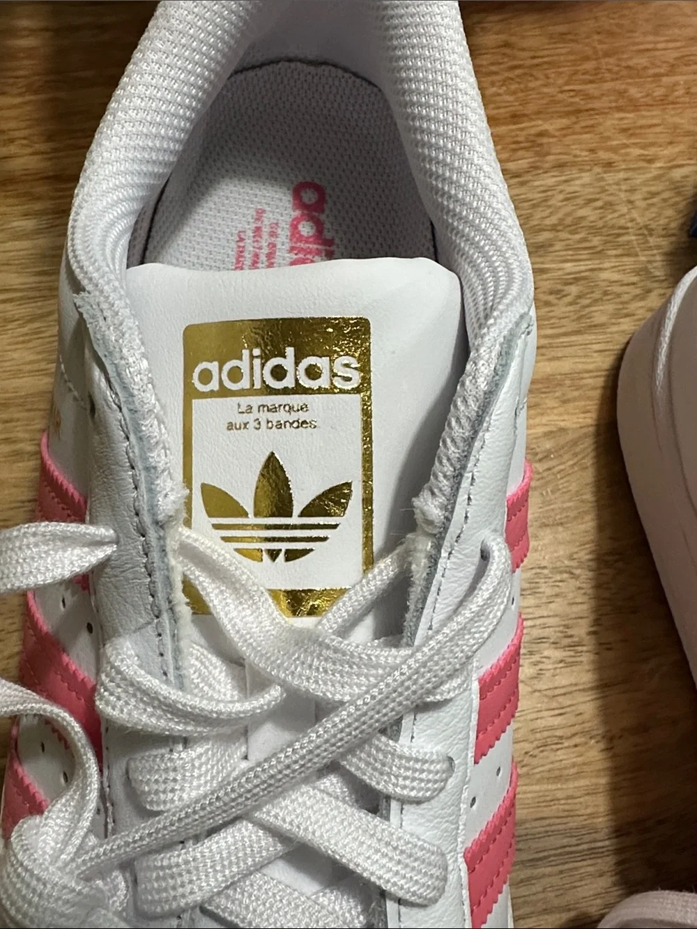 adidas classic low